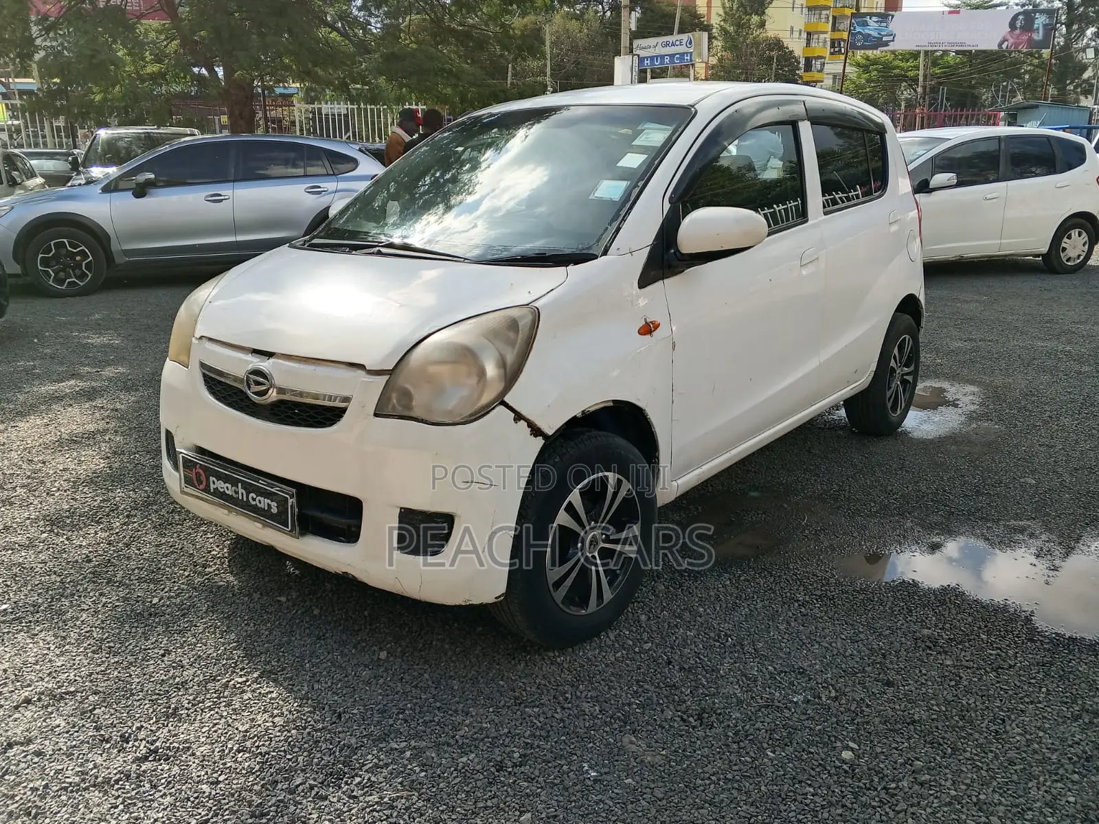 Daihatsu Mira 2011 White
