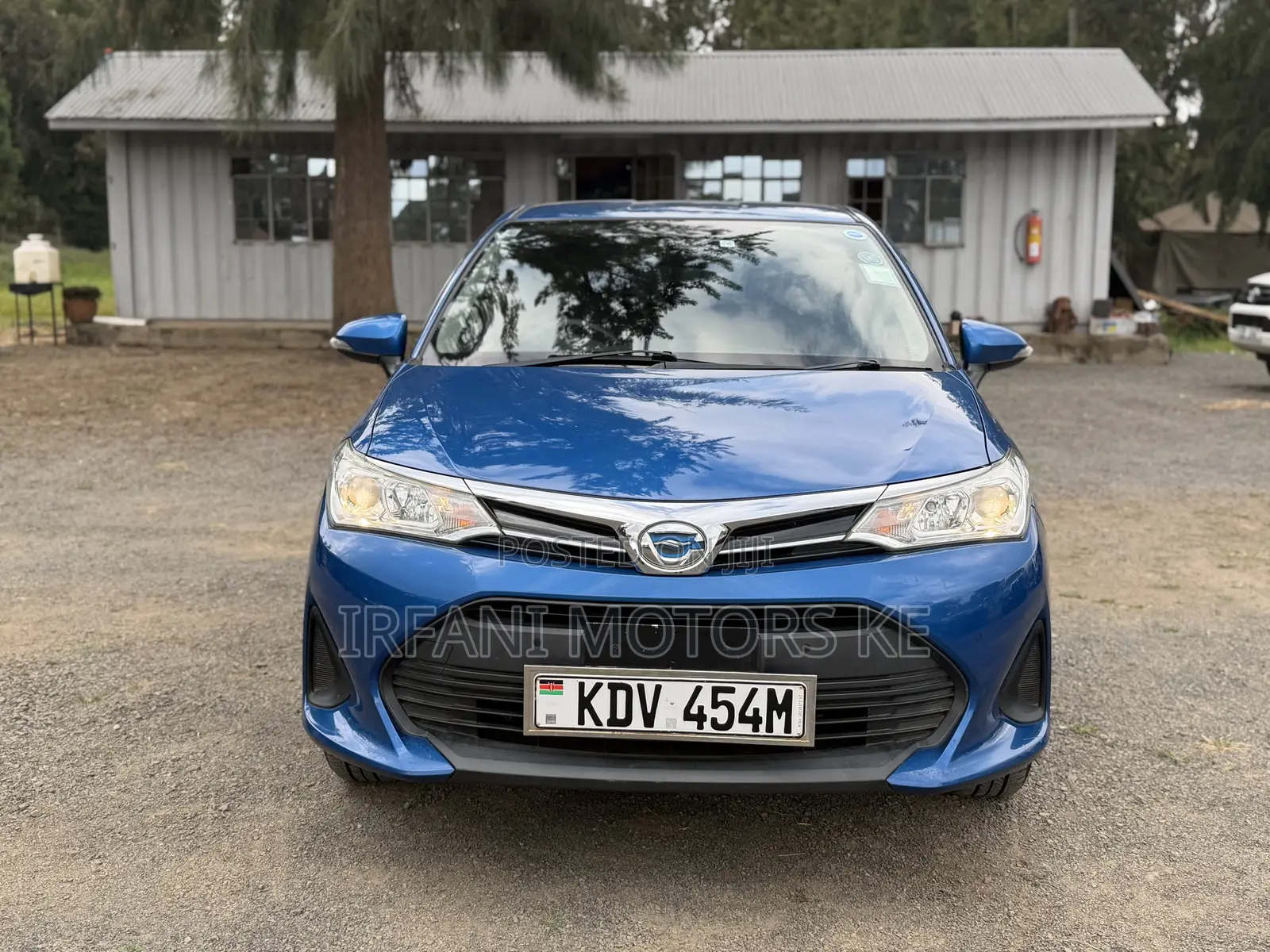 Toyota Corolla Fielder 1.5 Hybrid FWD 2018 Blue