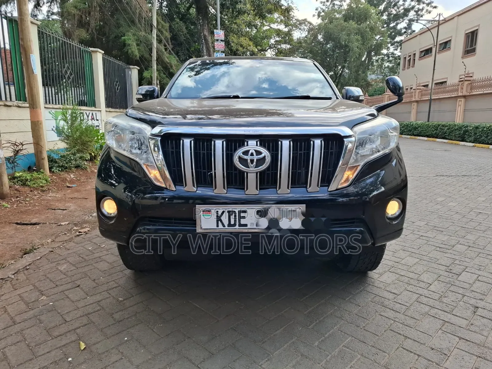 Toyota Land Cruiser Prado 2014 Black