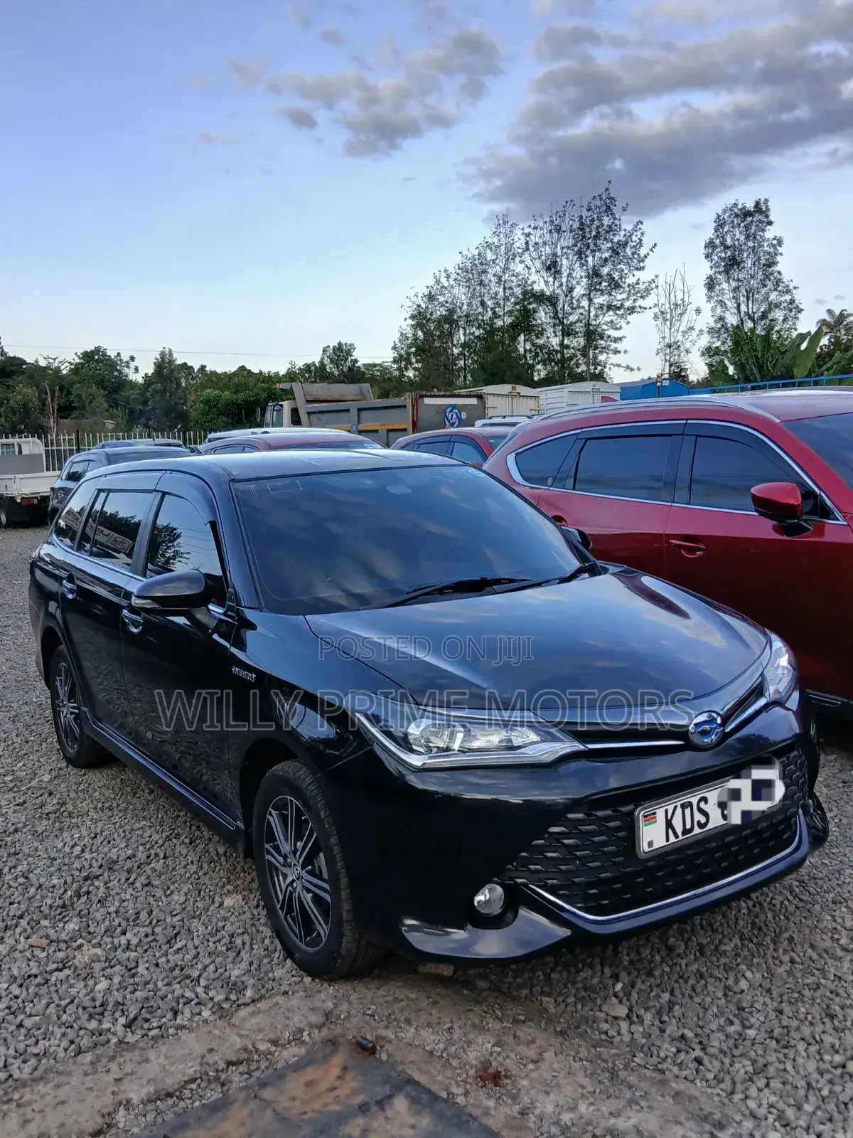 Toyota Corolla Fielder 2017 Black