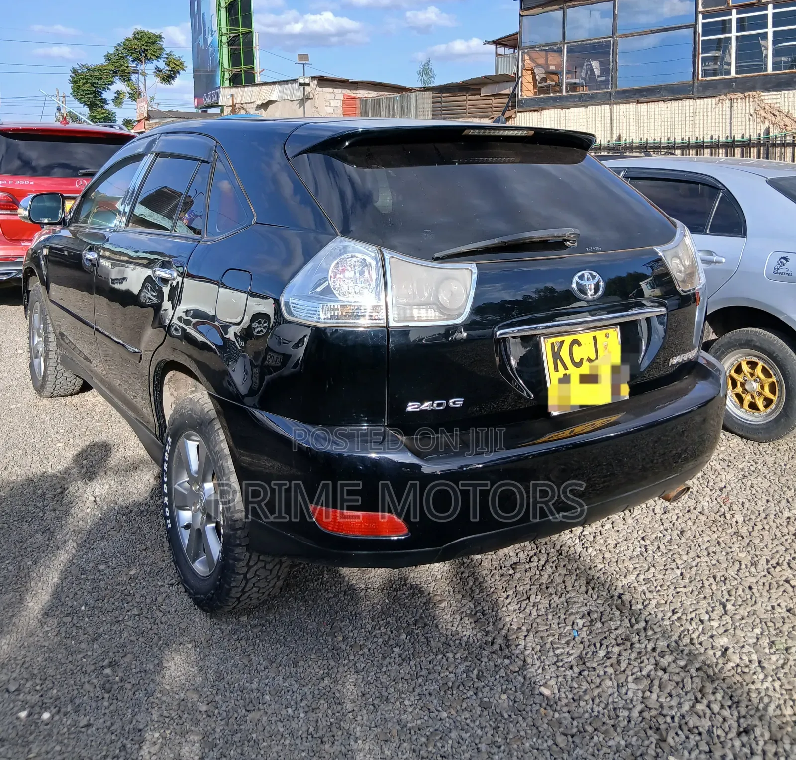 Toyota Harrier 240G 2012 Black