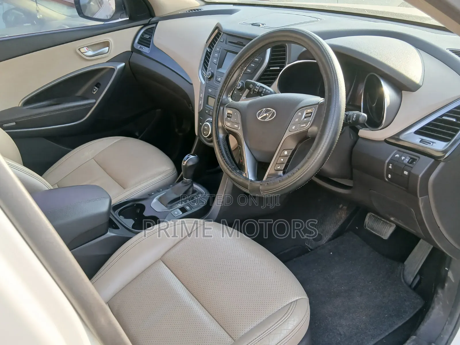 Hyundai Santa Fe 2015 White