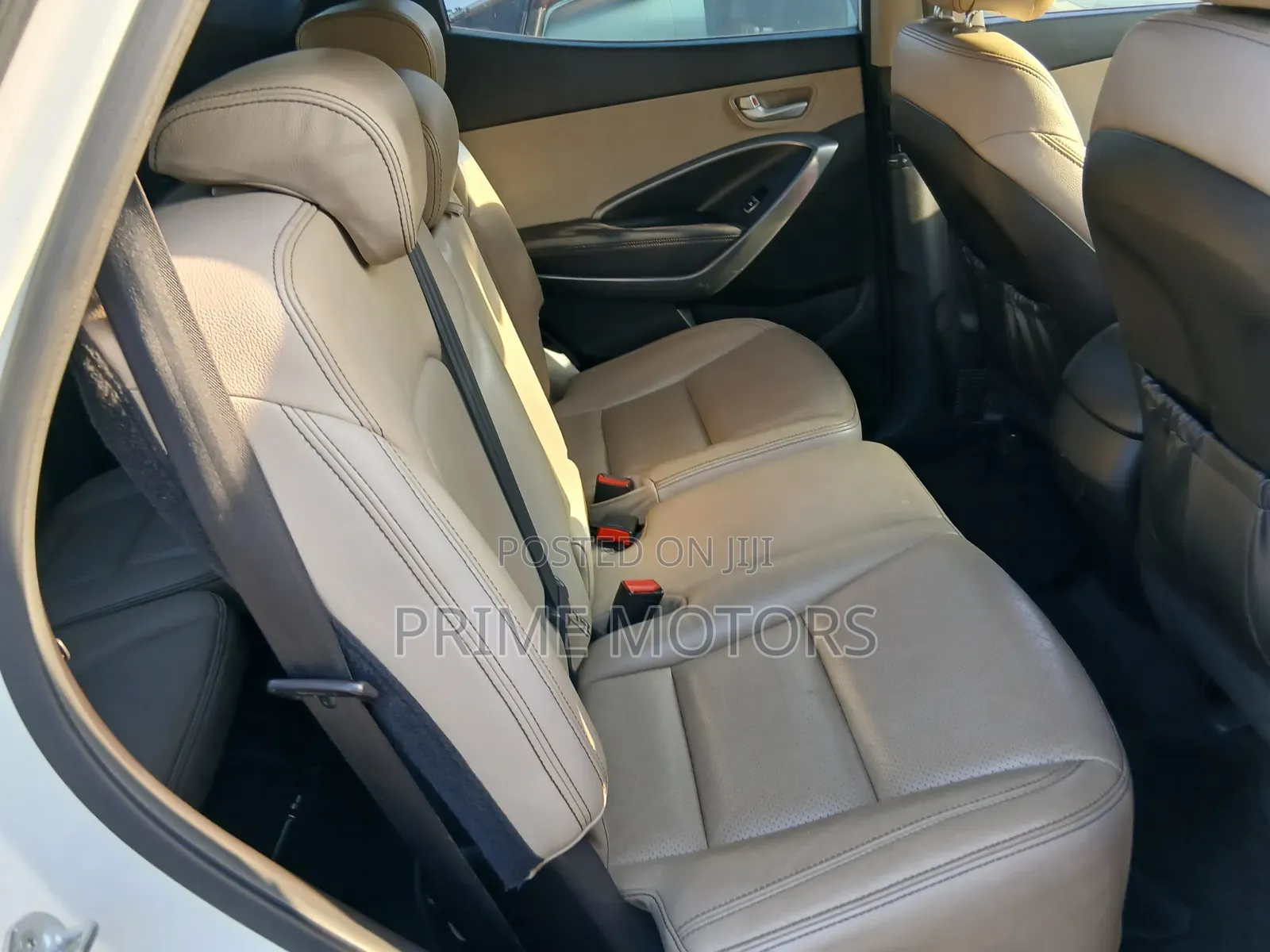 Hyundai Santa Fe 2015 White