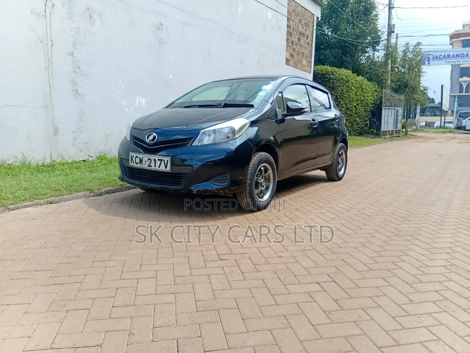 Toyota Vitz 2012 Black