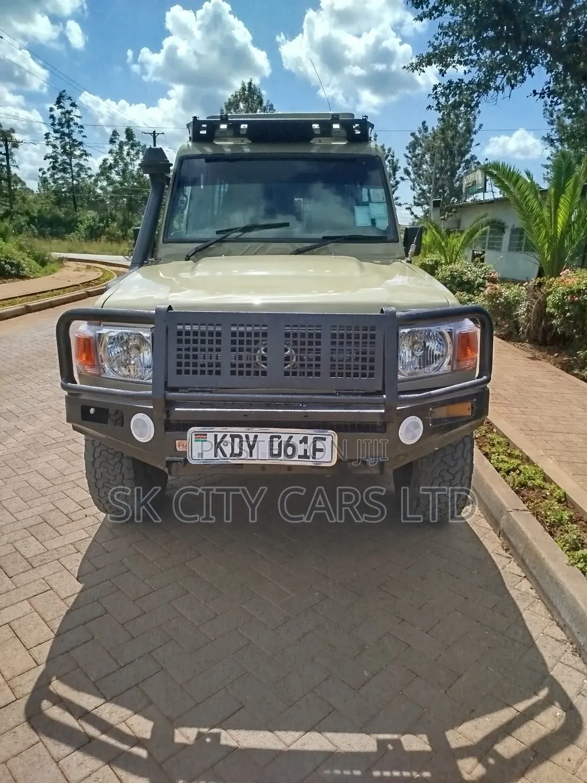Toyota Land Cruiser 2010 Green