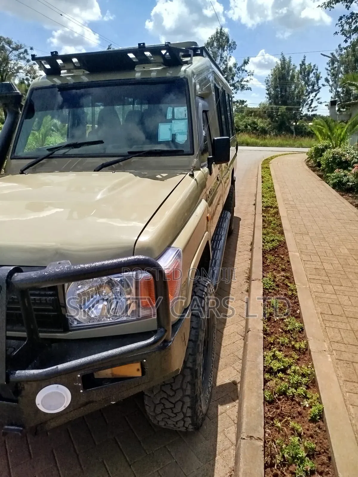 Toyota Land Cruiser 2010 Green