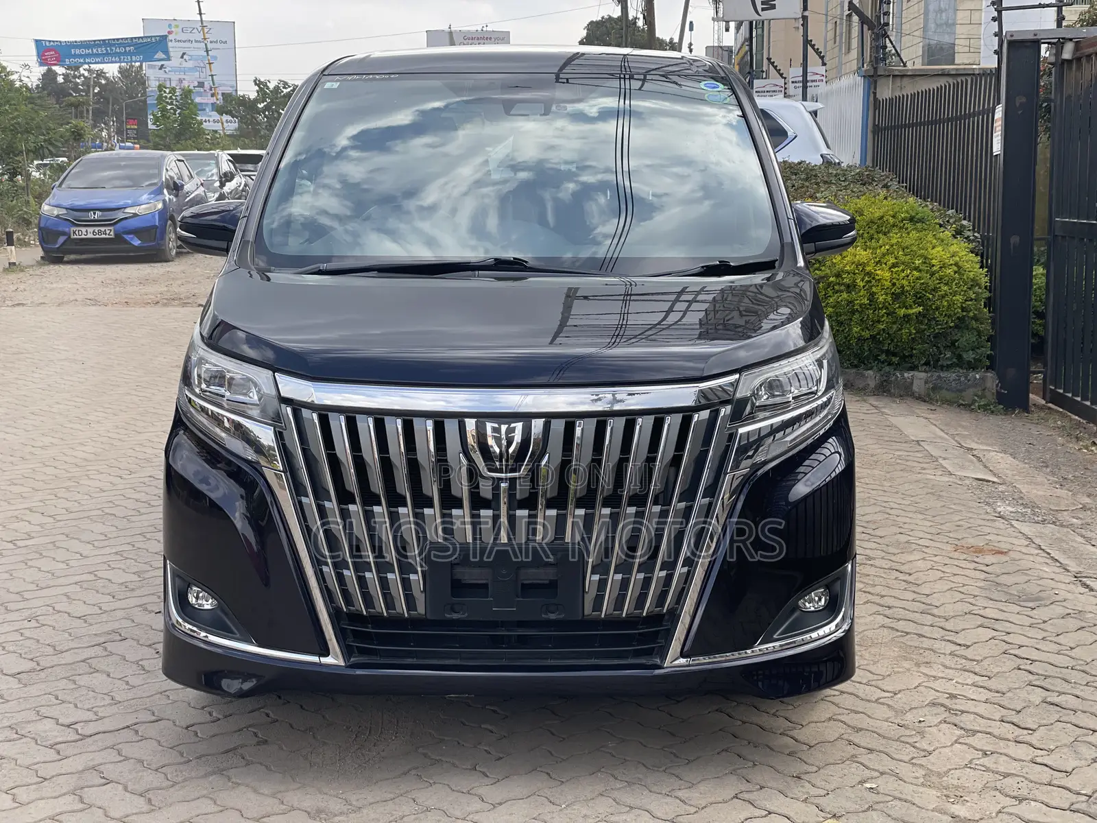 Toyota Esquire 2.0 FWD (7 seater) 2019 Black