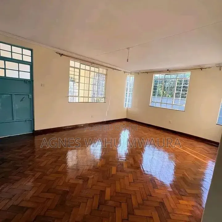 3bdrm Bungalow in Oluulua for sale