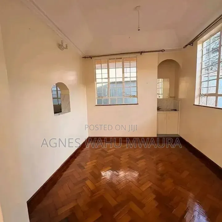 3bdrm Bungalow in Oluulua for sale