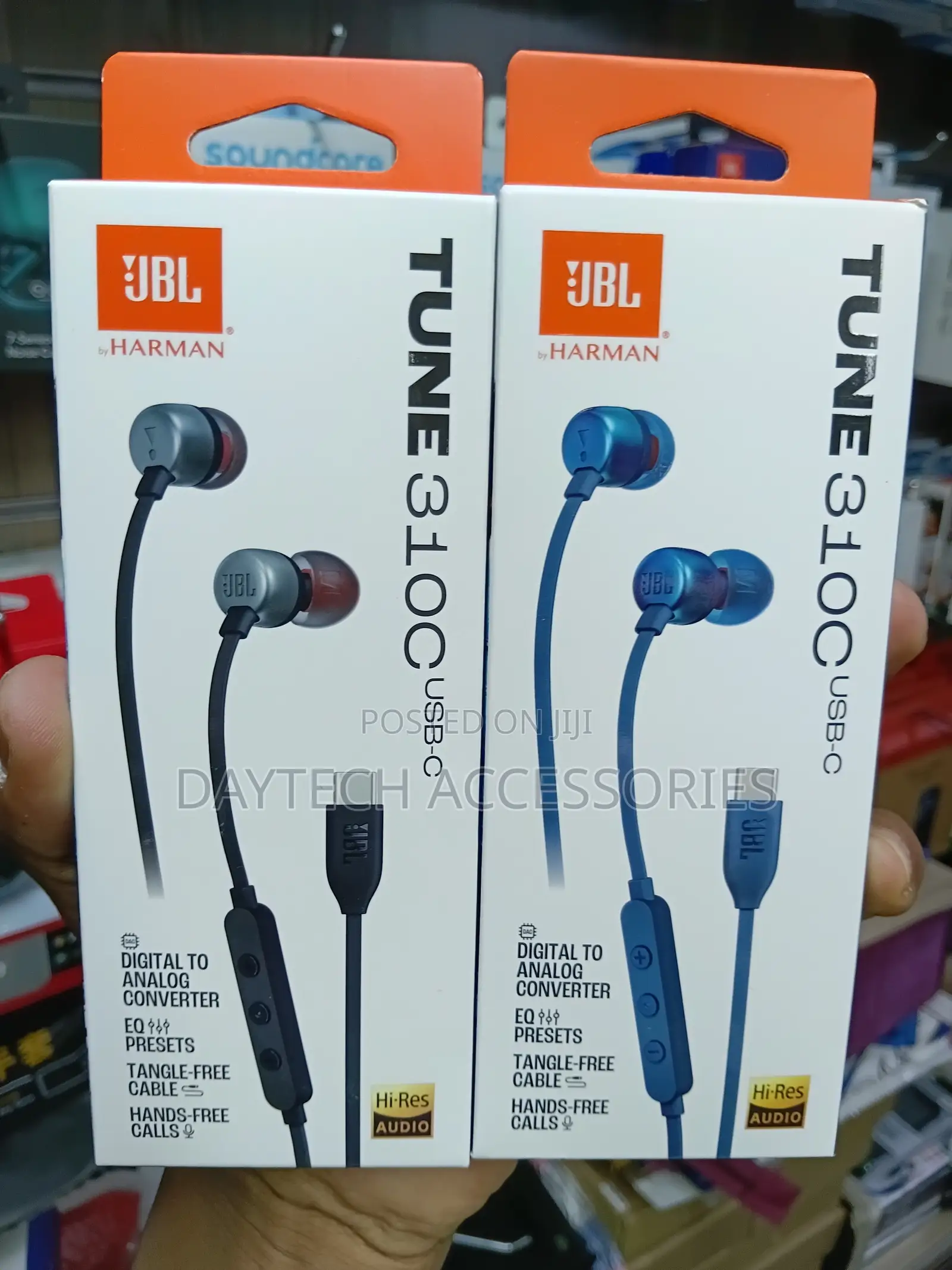 JBL Tune 310c – Usb C Wired Earphones