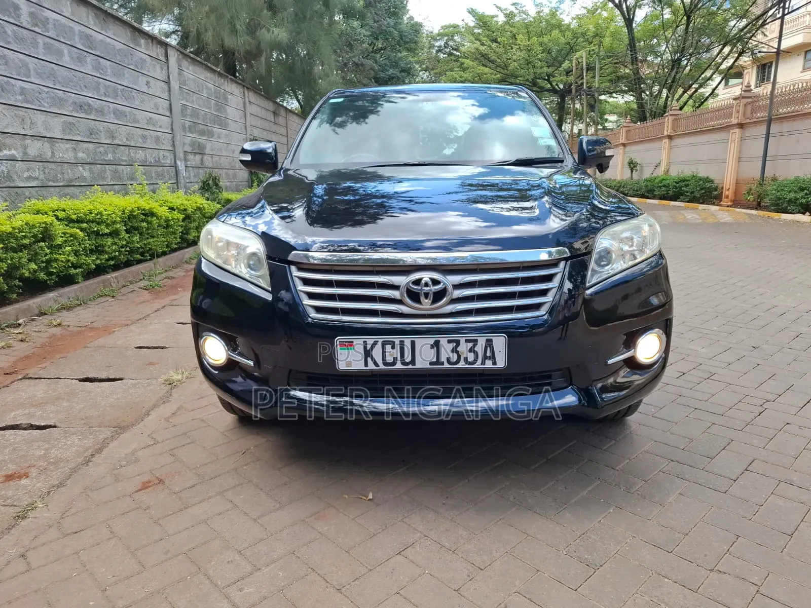 Toyota Vanguard 2012 Matt Black