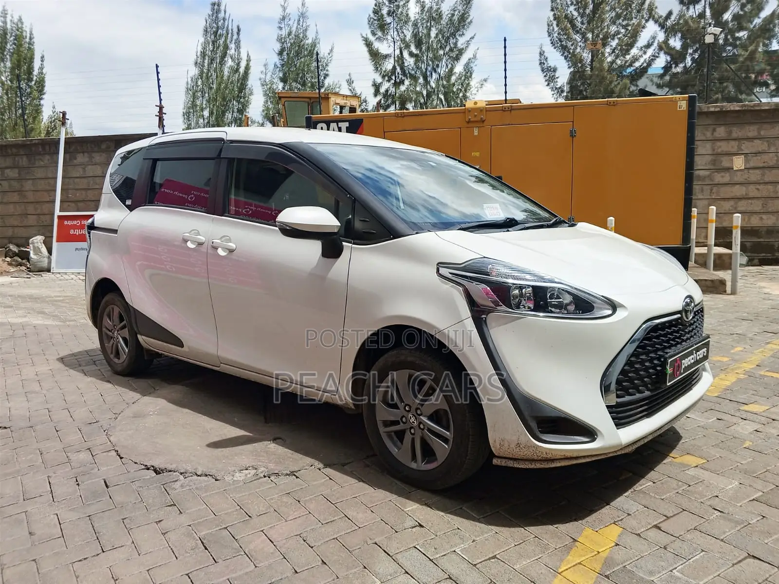 Toyota Sienta 2019 White