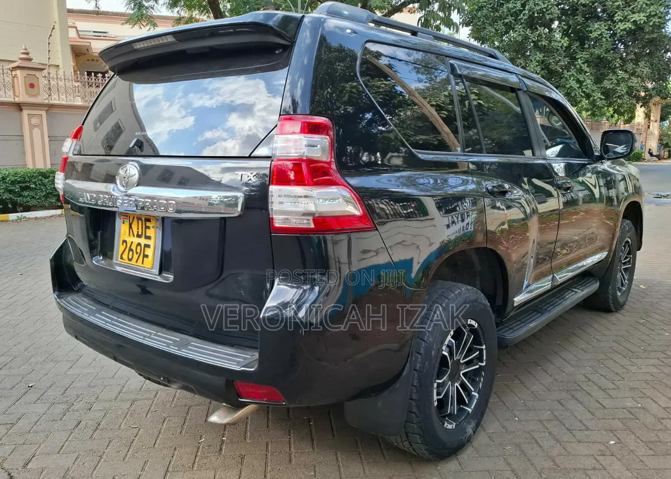 Toyota Land Cruiser Prado 2014 Black