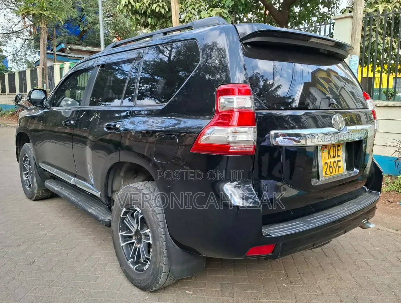 Toyota Land Cruiser Prado 2014 Black