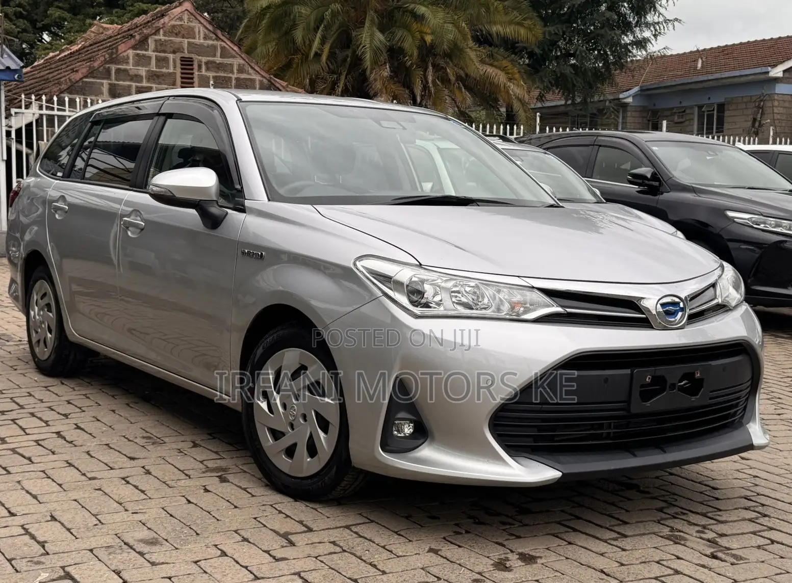 Toyota Corolla Fielder 1.5 Hybrid FWD 2020 Silver