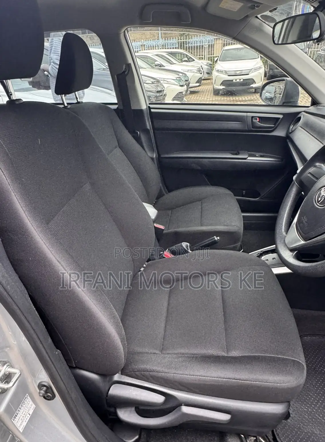 Toyota Corolla Fielder 1.5 Hybrid FWD 2020 Silver