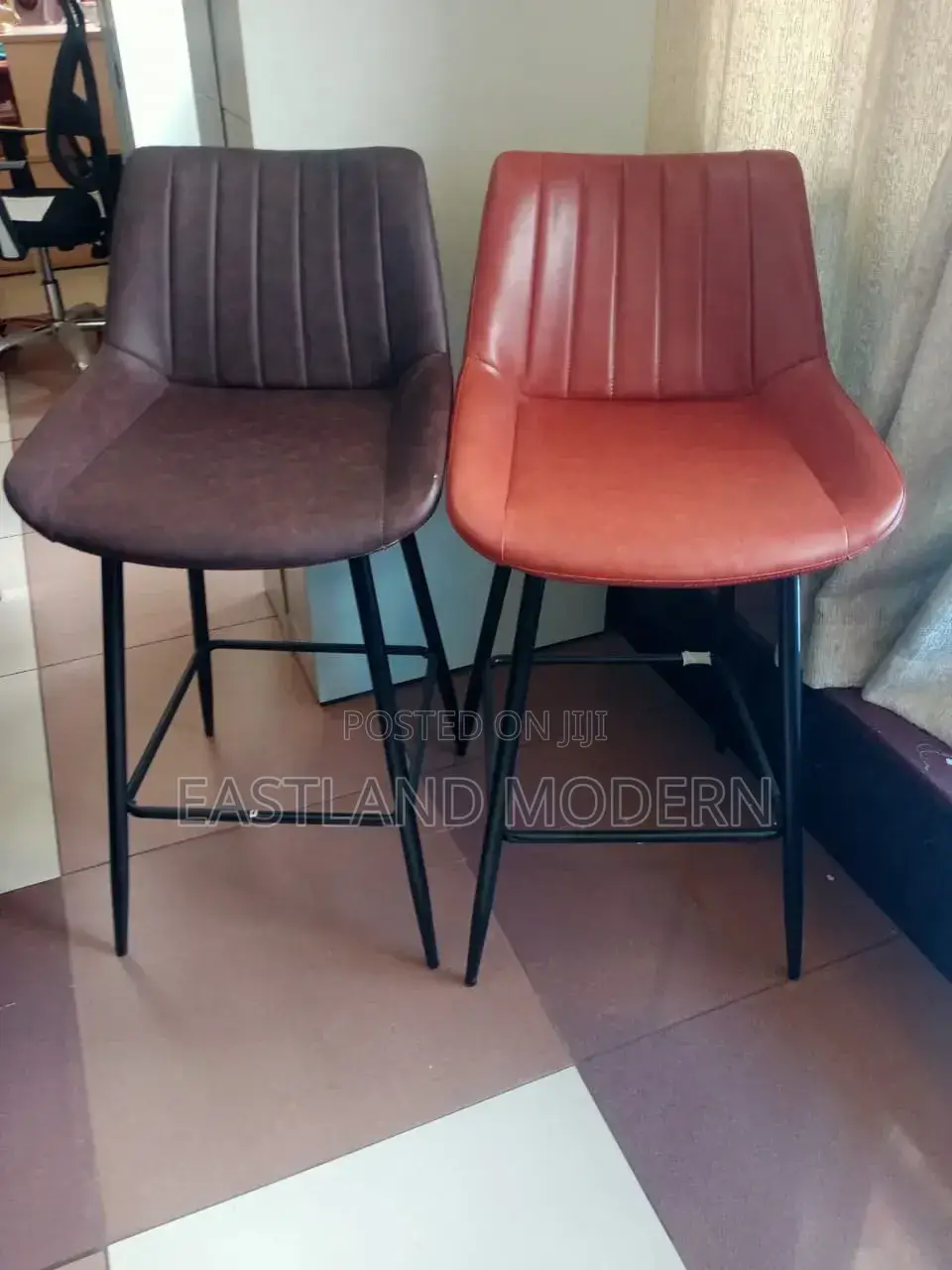 Executive Modern Stool