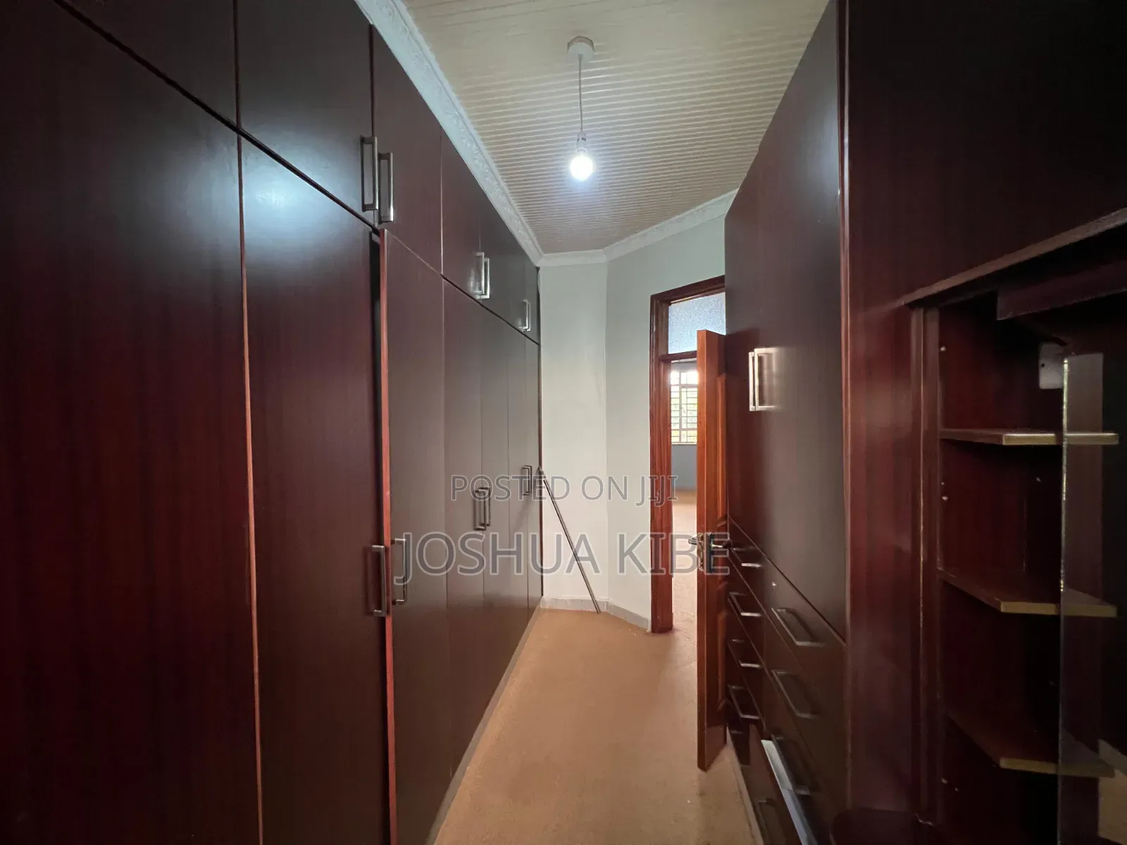 5bdrm House in Membley Estate for rent