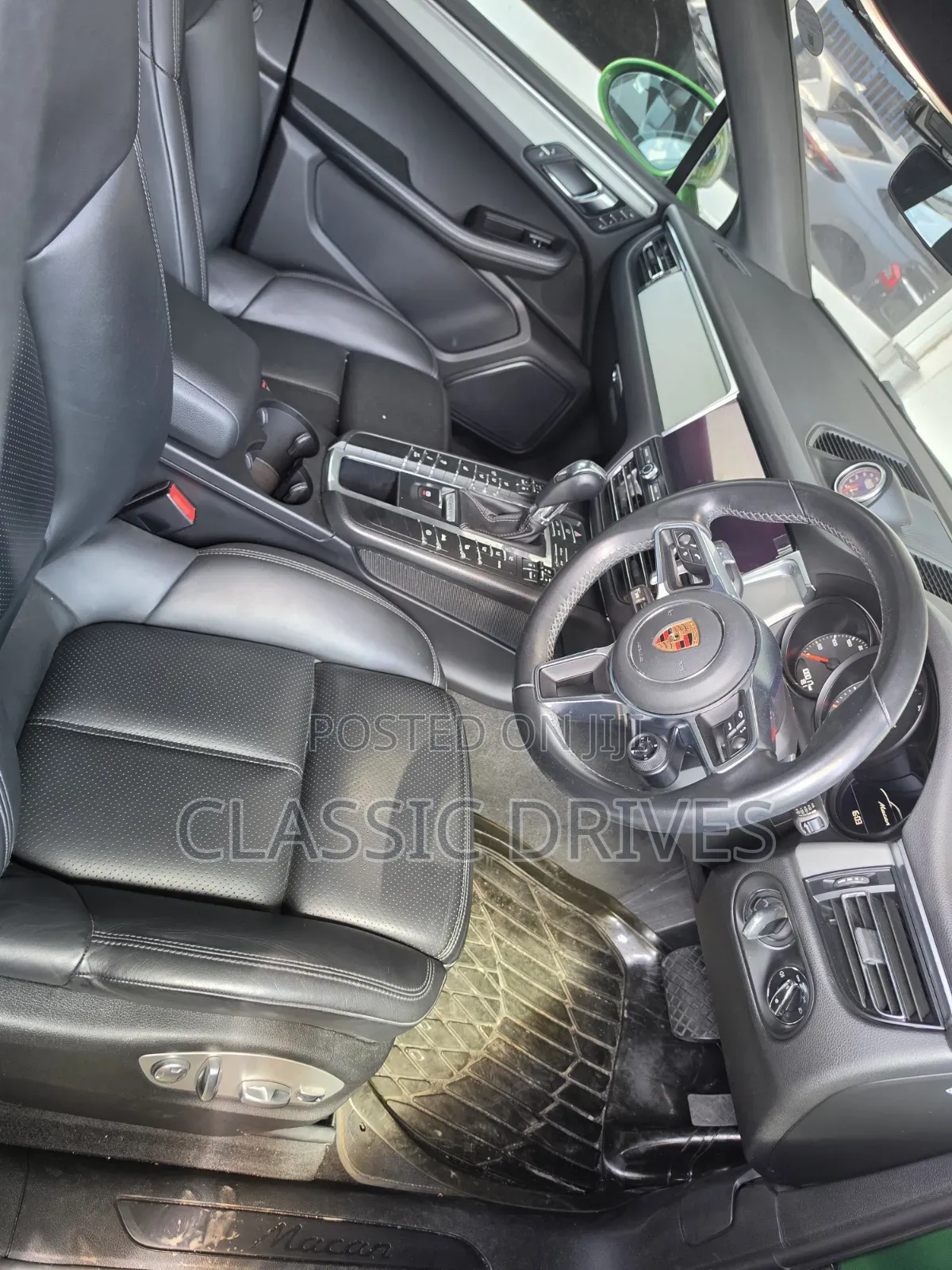 Porsche Macan 2019 Green