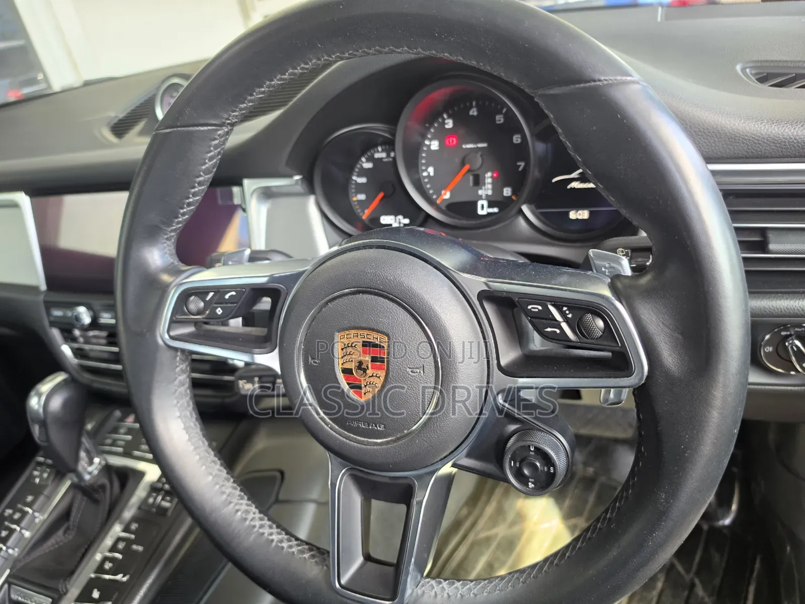 Porsche Macan 2019 Green