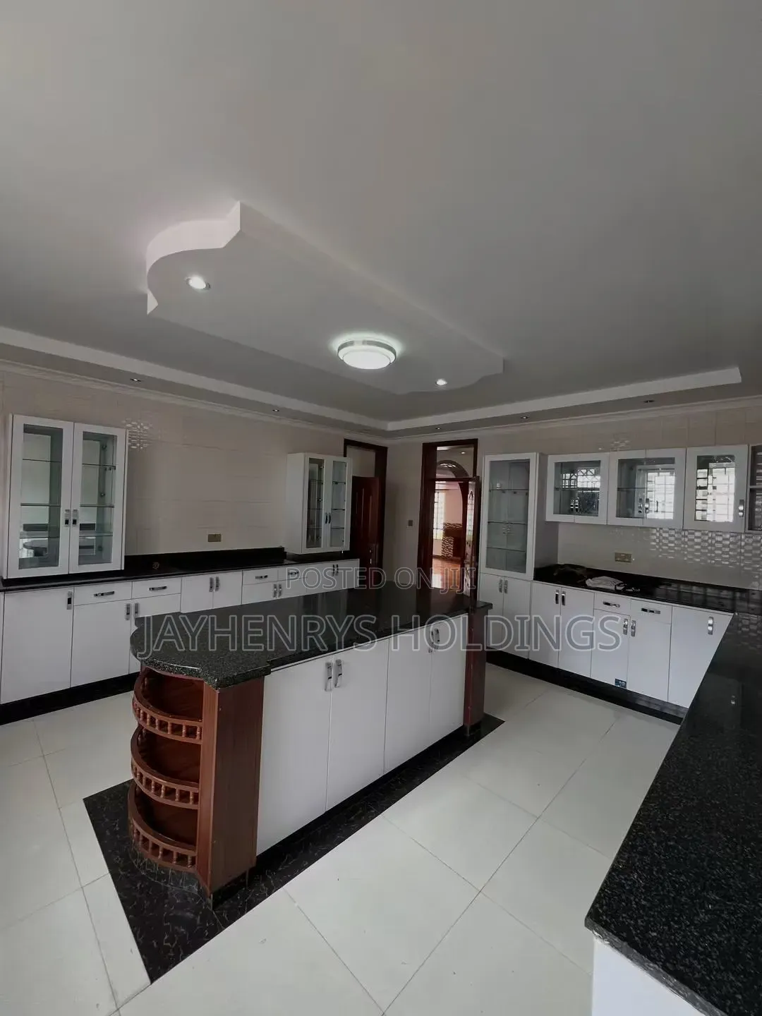 5bdrm House in Runda for rent