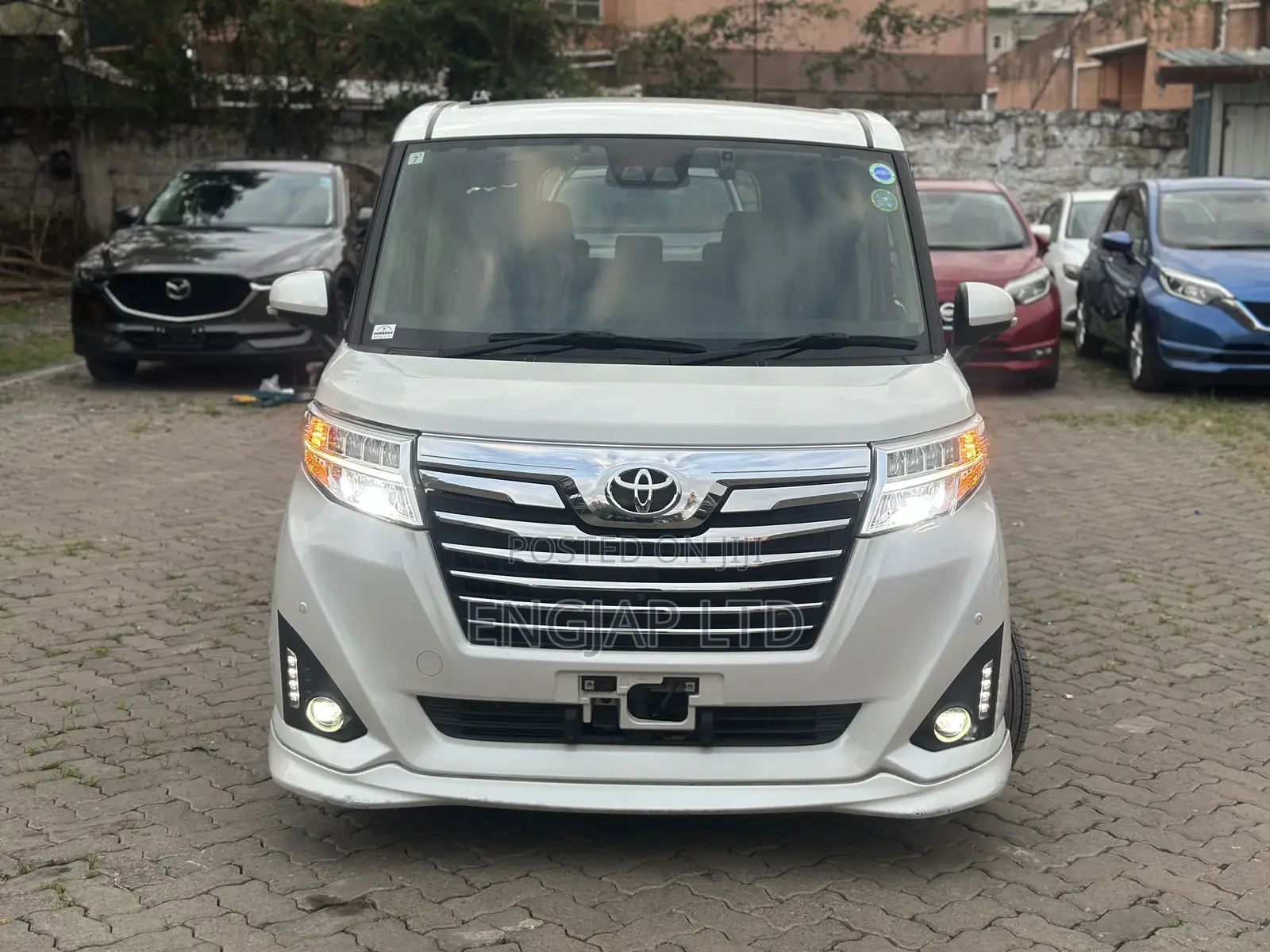Toyota Roomy 2019 Pearl