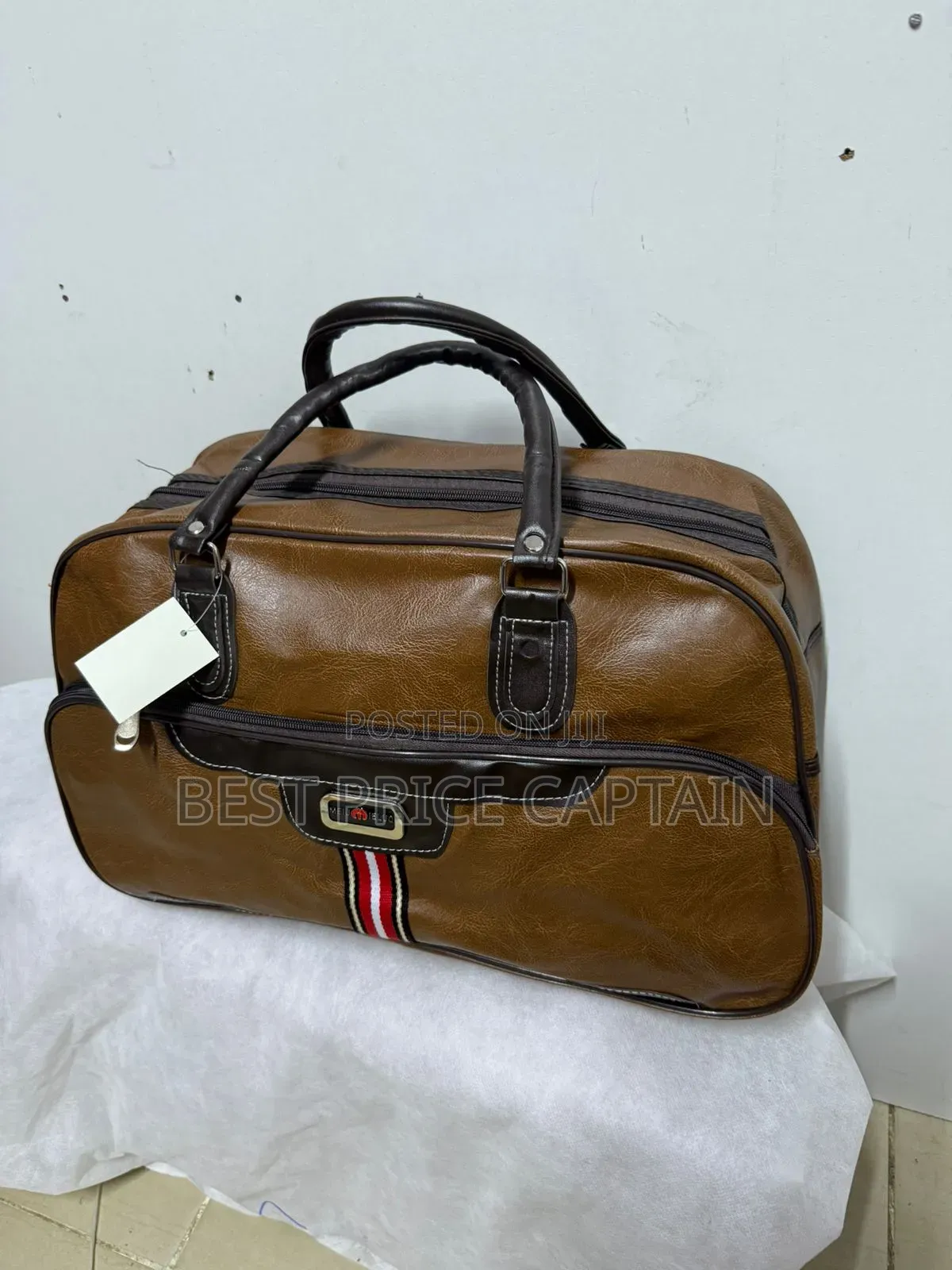  *Travelling Bags*
By Leather Travelling