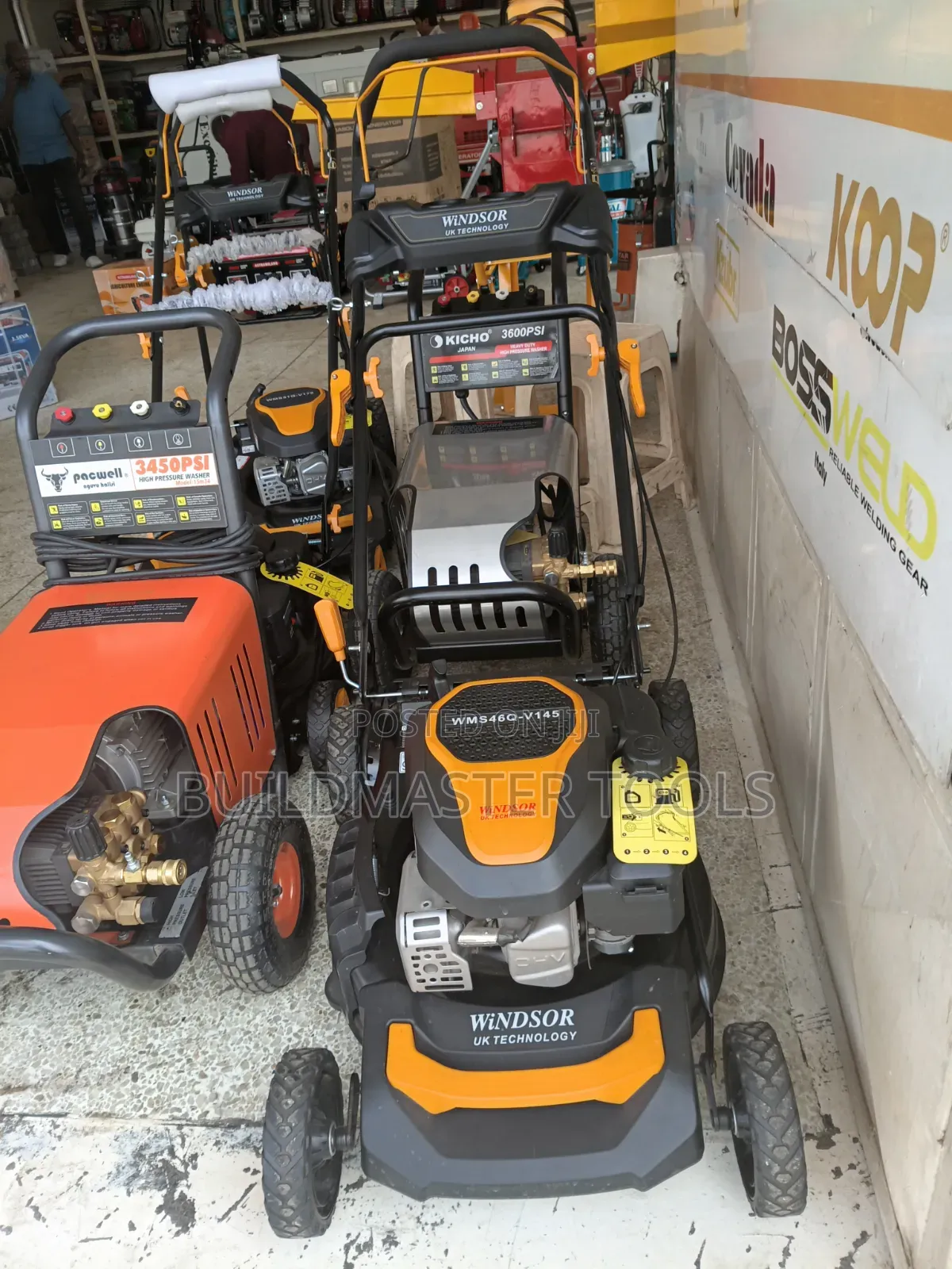 Windsor Wms46q-V145 Petrol Lawn Mower With a 144cc