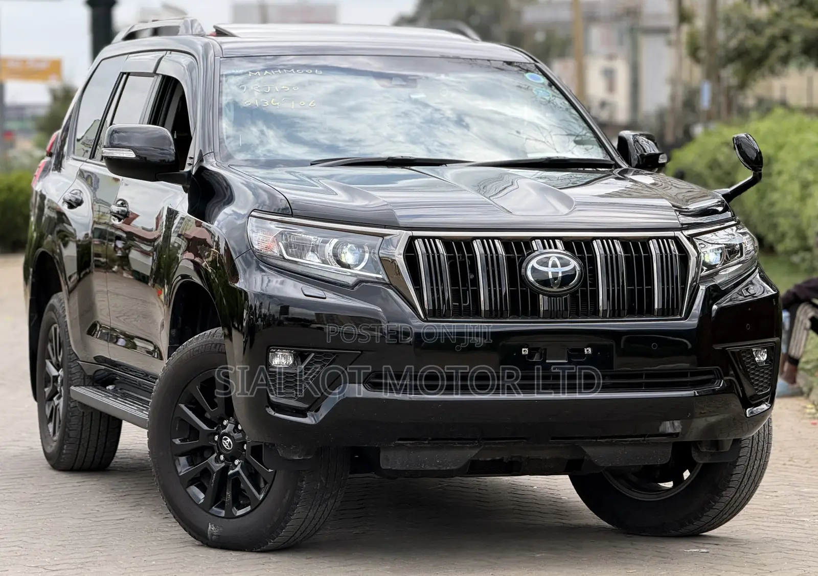 Toyota Land Cruiser Prado 2.7 2021 Black