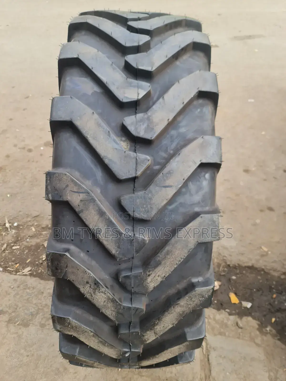 16.9-28 Alliance Tires (Tractor) India.