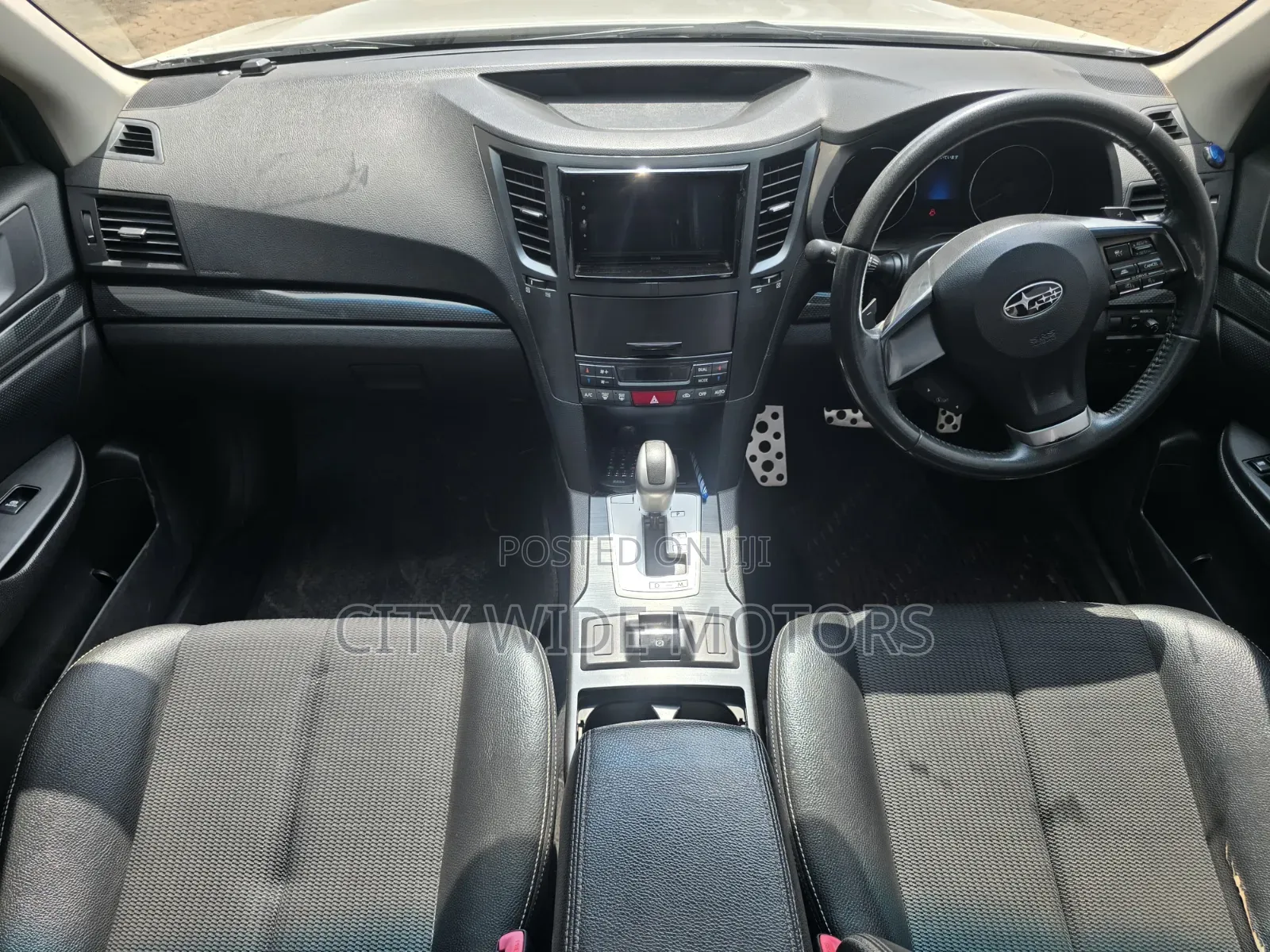 Subaru Legacy 2.5i Limited Sedan 2012 White