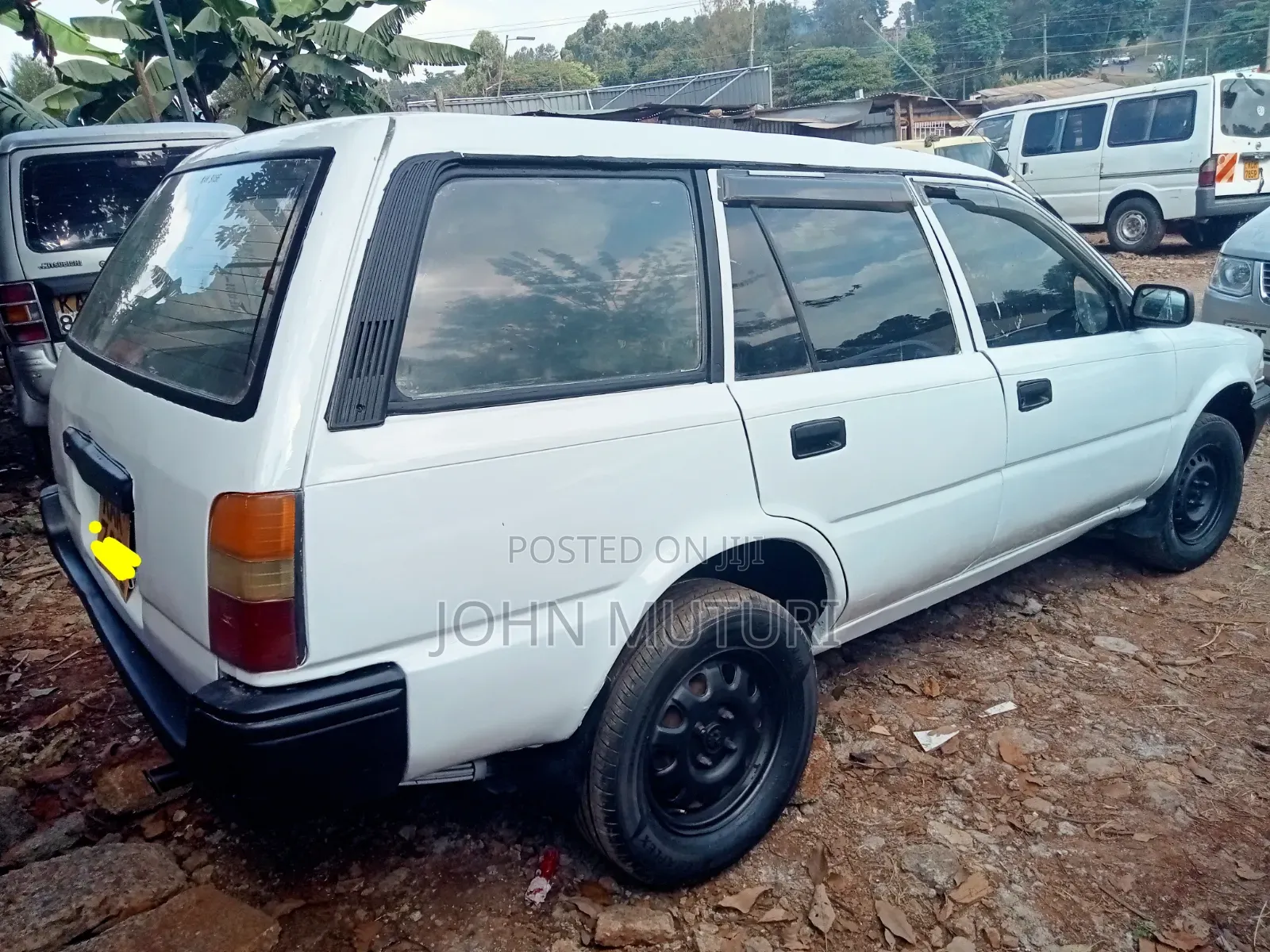 Toyota Corolla 1998 White