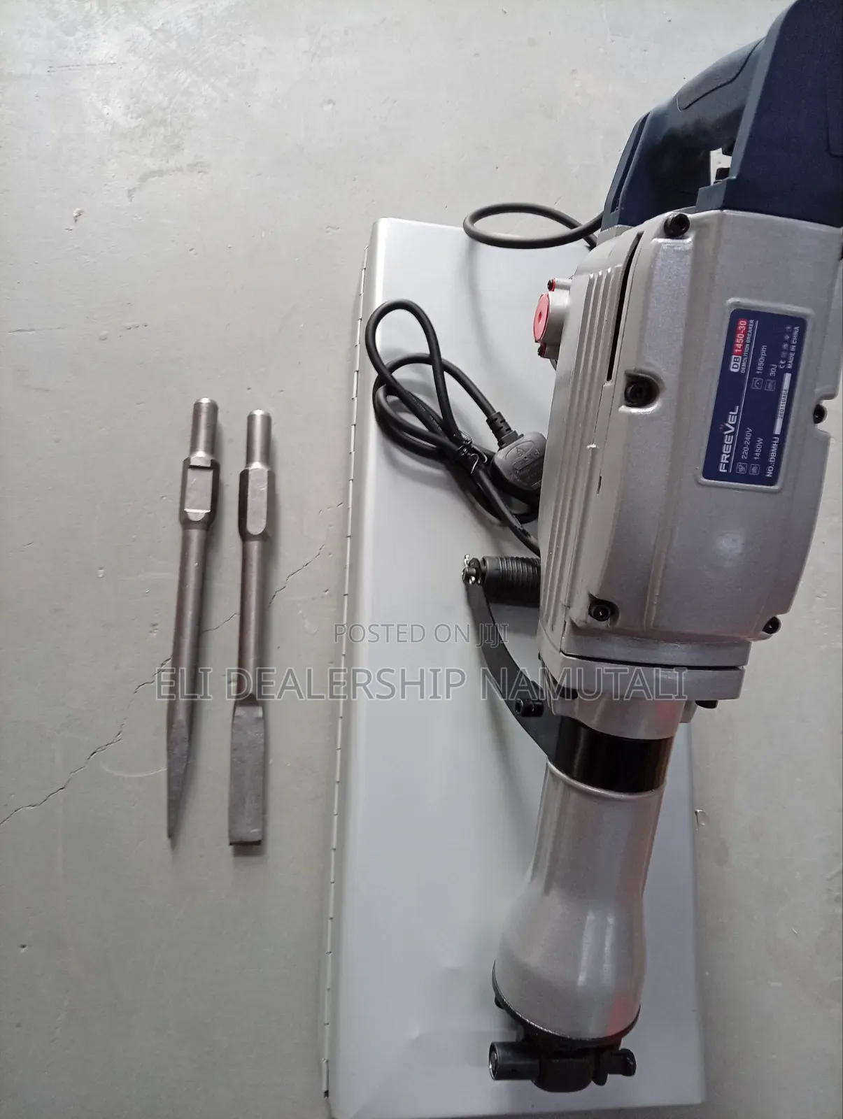 Long Lasting Freevel Heavy-Duty Demolition Tool Set With Accessories