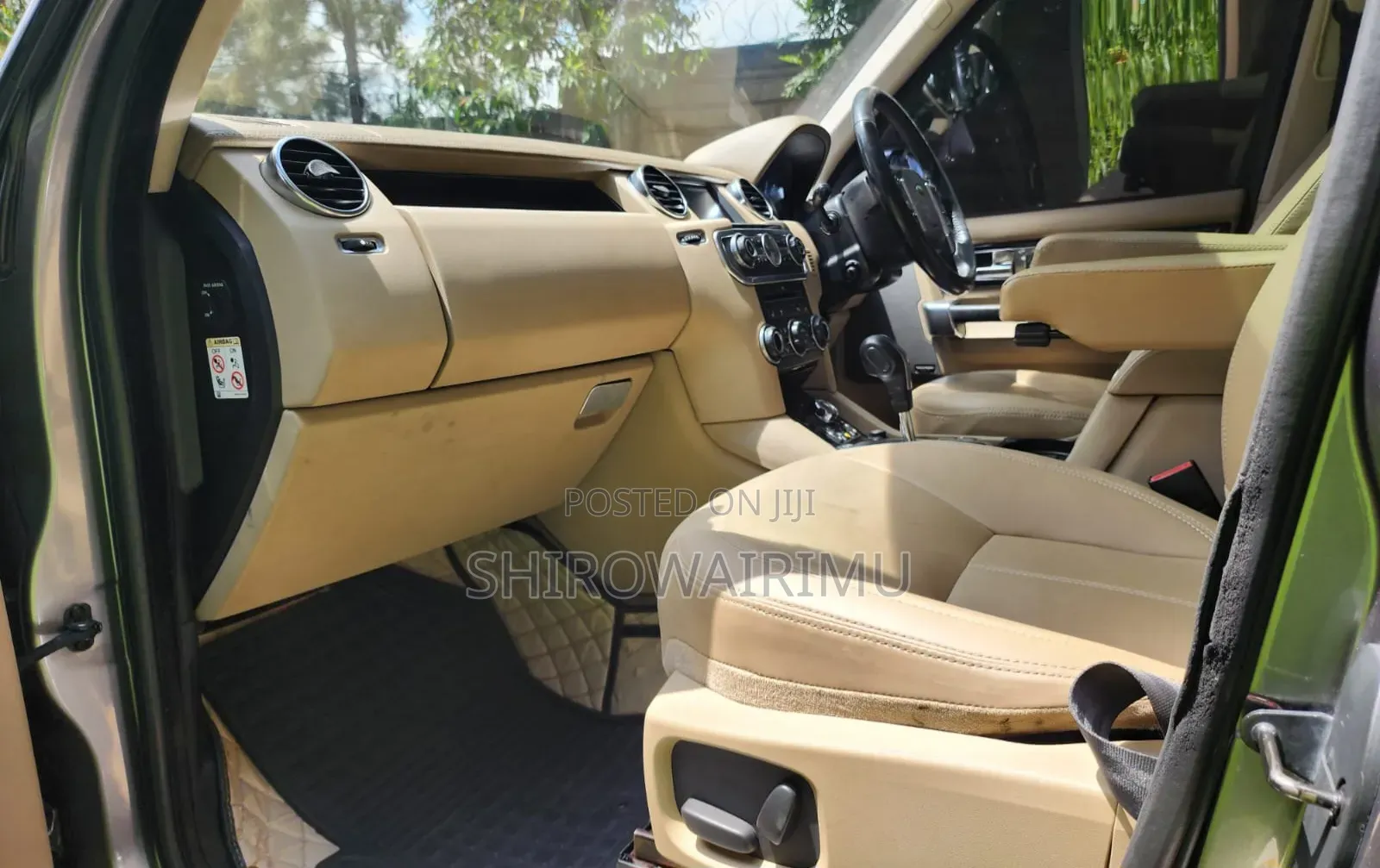 Land Rover Discovery 2010 Beige