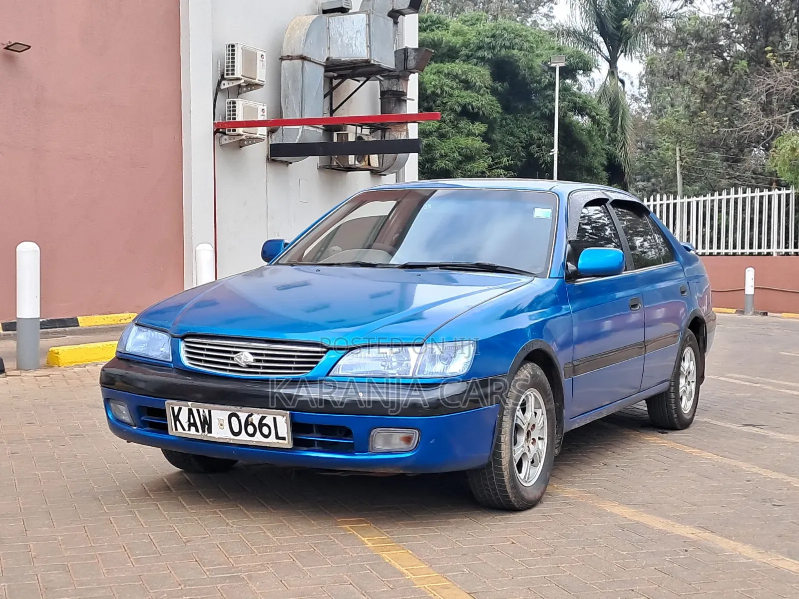 Toyota Corolla 1998 Blue