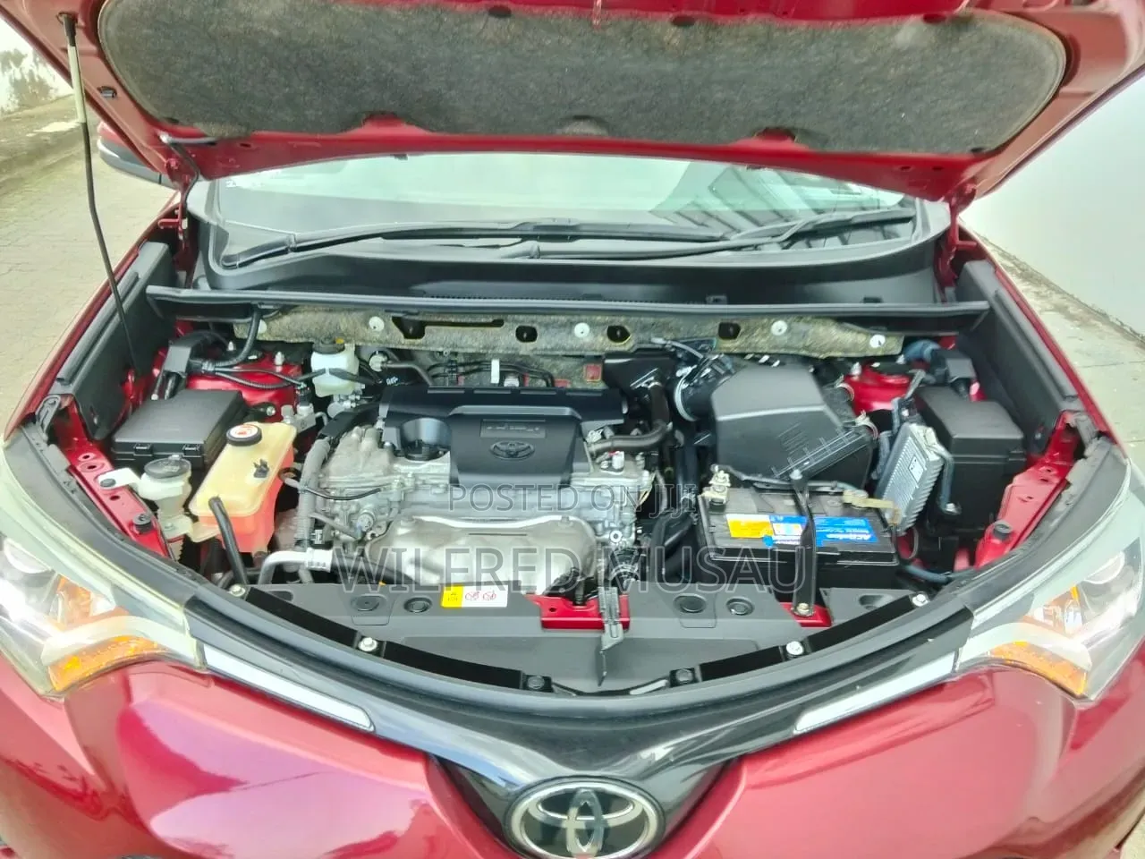 Toyota RAV4 2018 Red