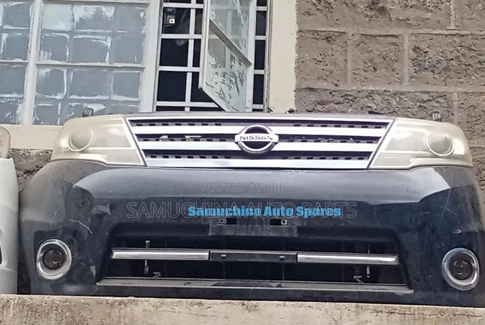 Nosecut Nissan Serena (C25)