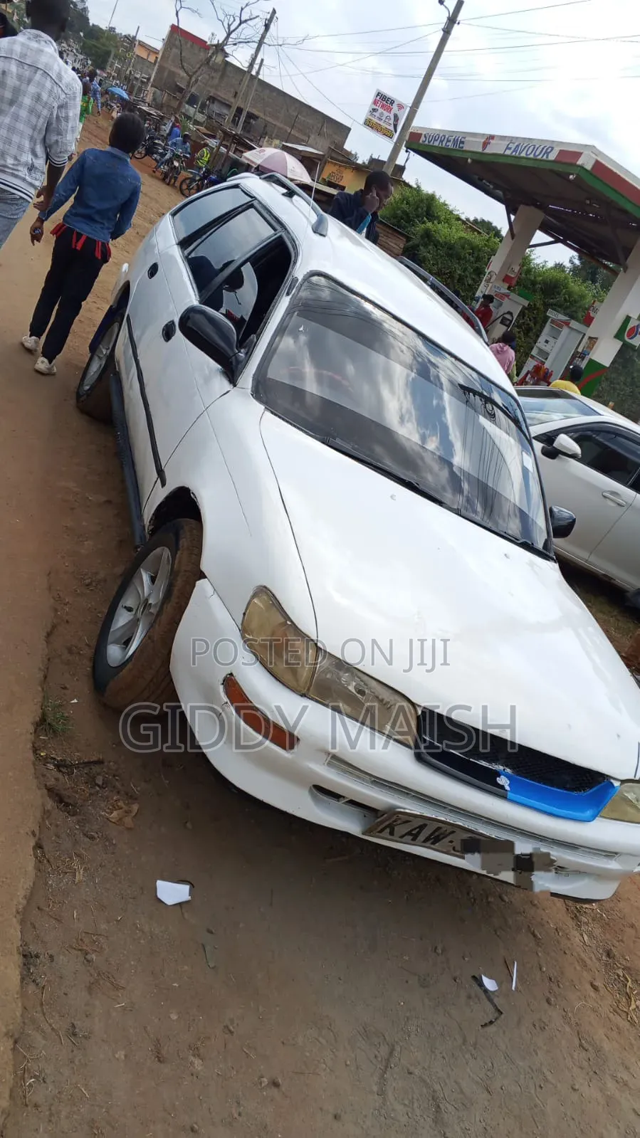 Toyota Corolla II 1999 White