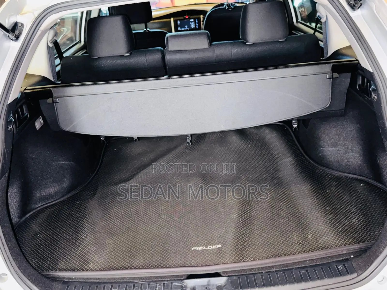 Toyota Corolla Fielder 2019 Gray