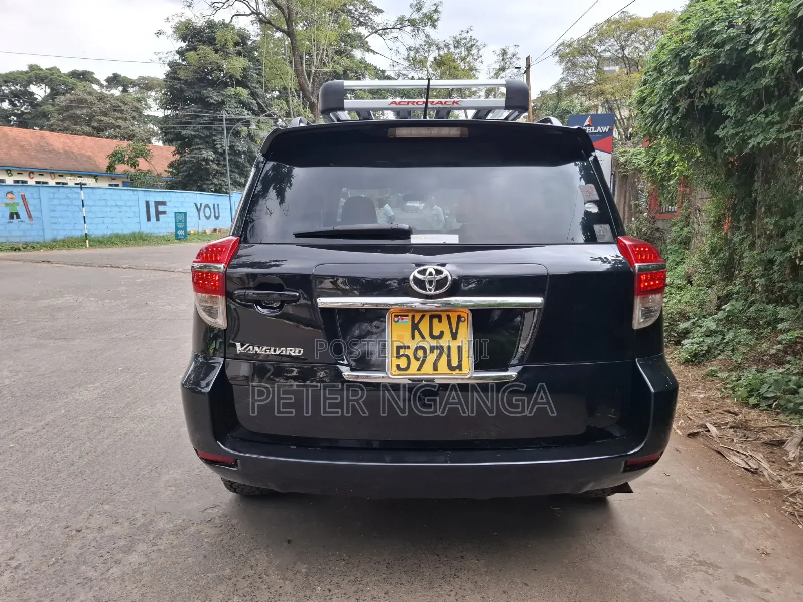 Toyota Vanguard 2012 Black