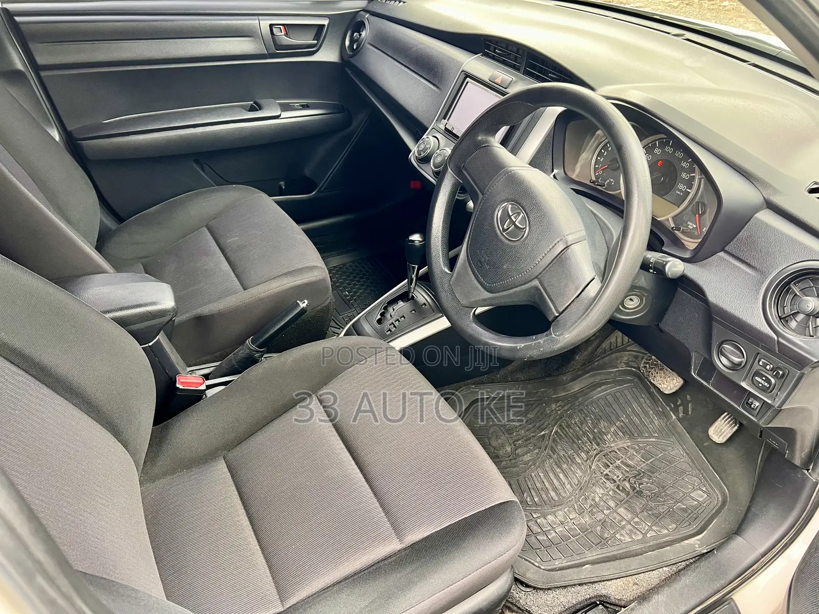 Toyota Corolla Fielder 1.5 Petrol FWD 2015 White