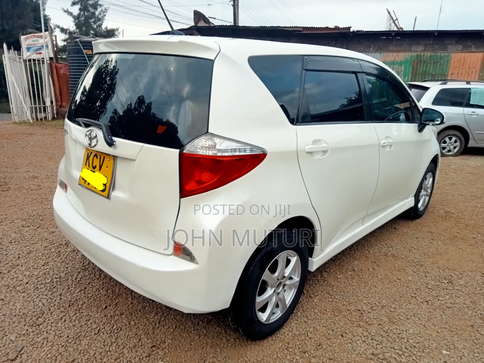 Toyota Ractis 2013 White