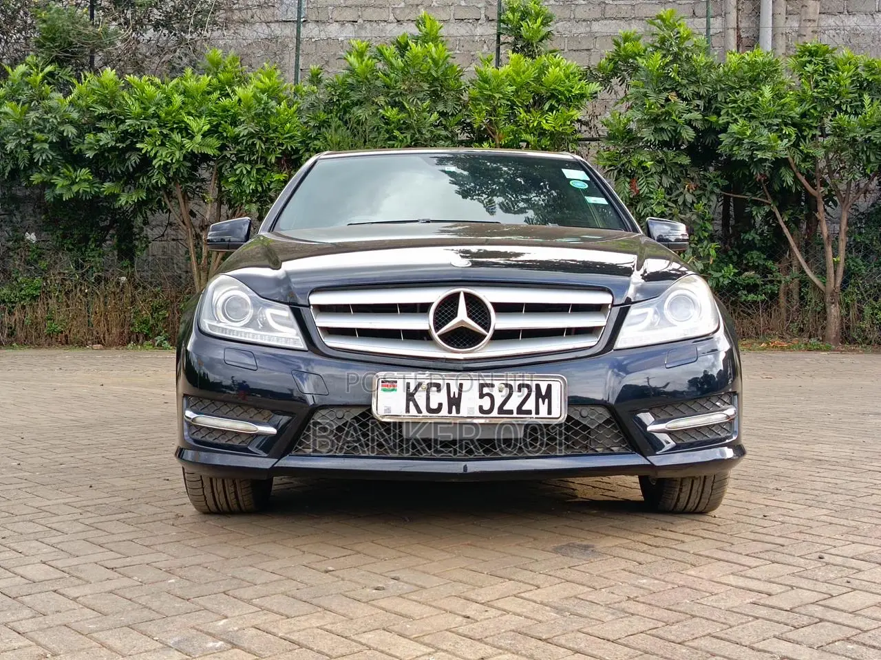 Mercedes-Benz C200 2012 Black