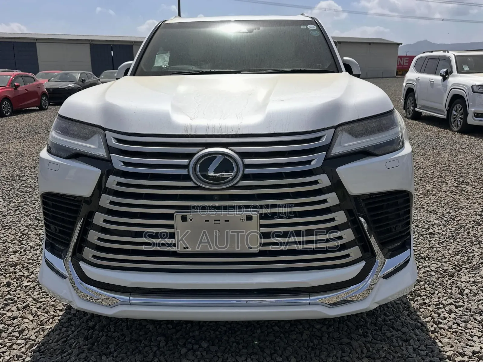 Lexus LX 2022 White