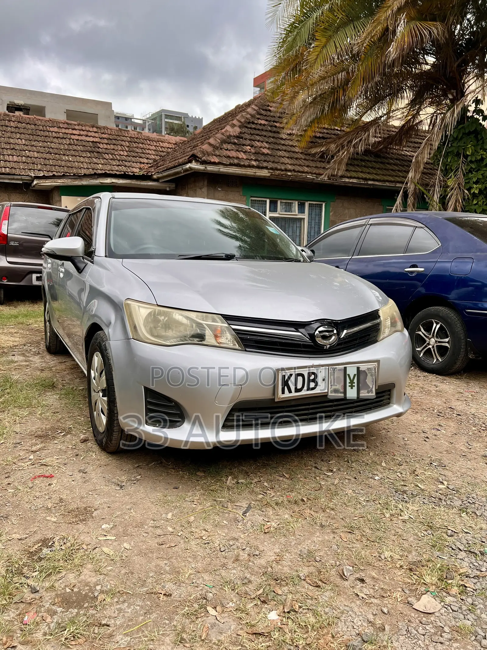 Toyota Corolla Fielder 1.5 Petrol FWD 2013 Silver