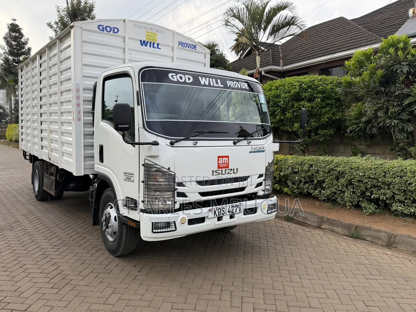 Isuzu NQR 2025 White