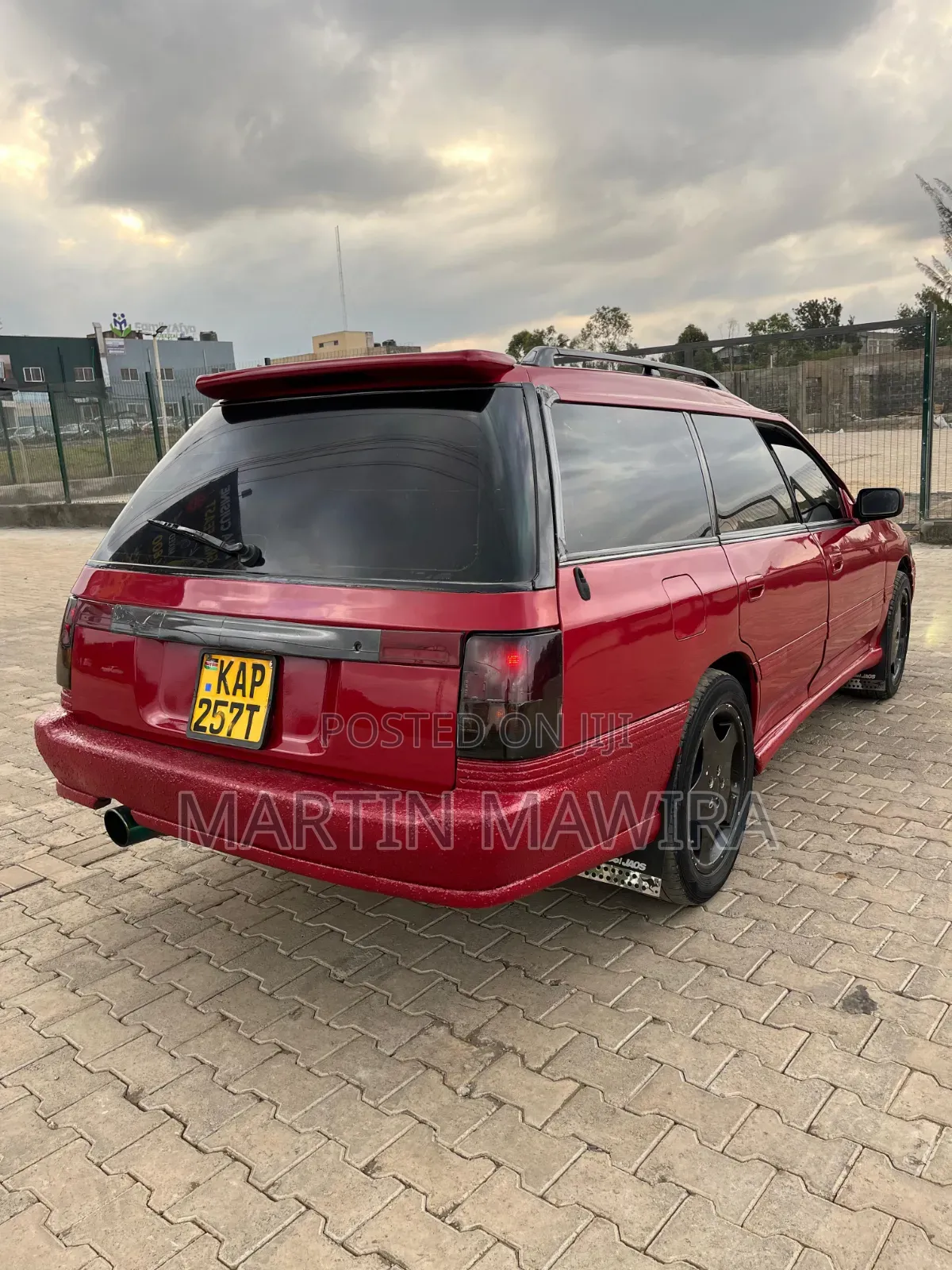 Subaru Legacy 1999 Red