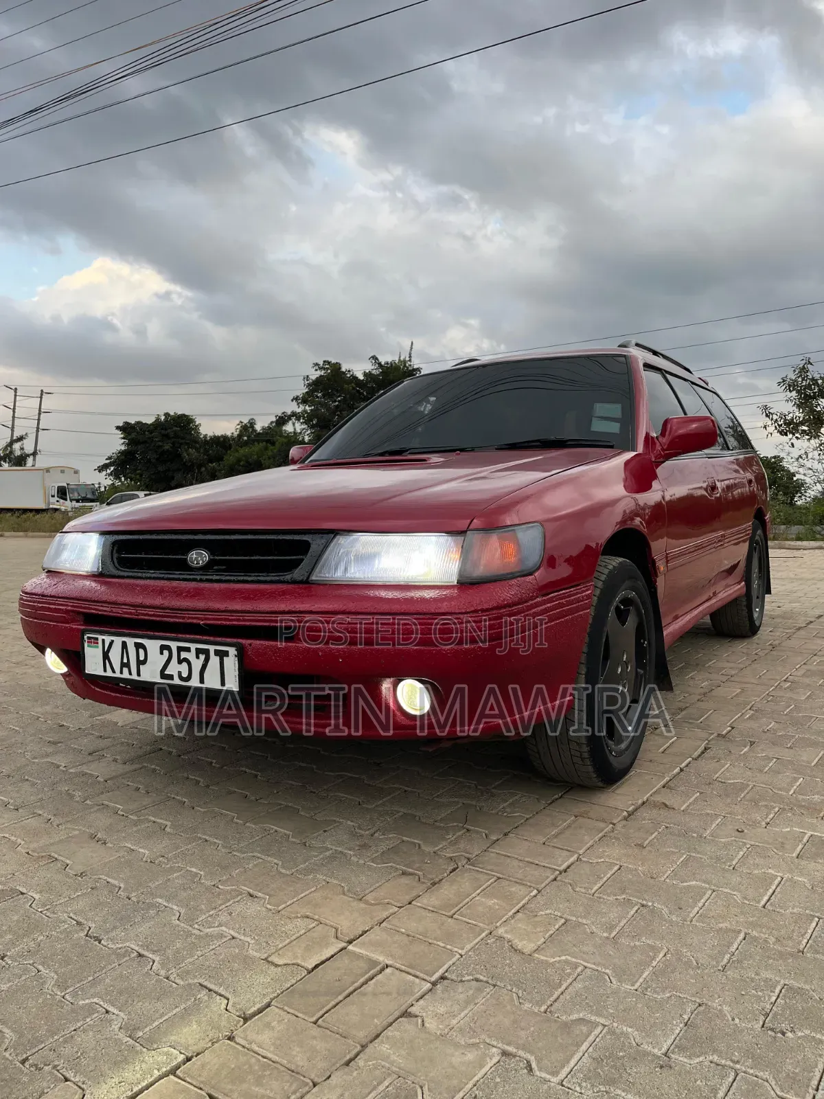 Subaru Legacy 1999 Red
