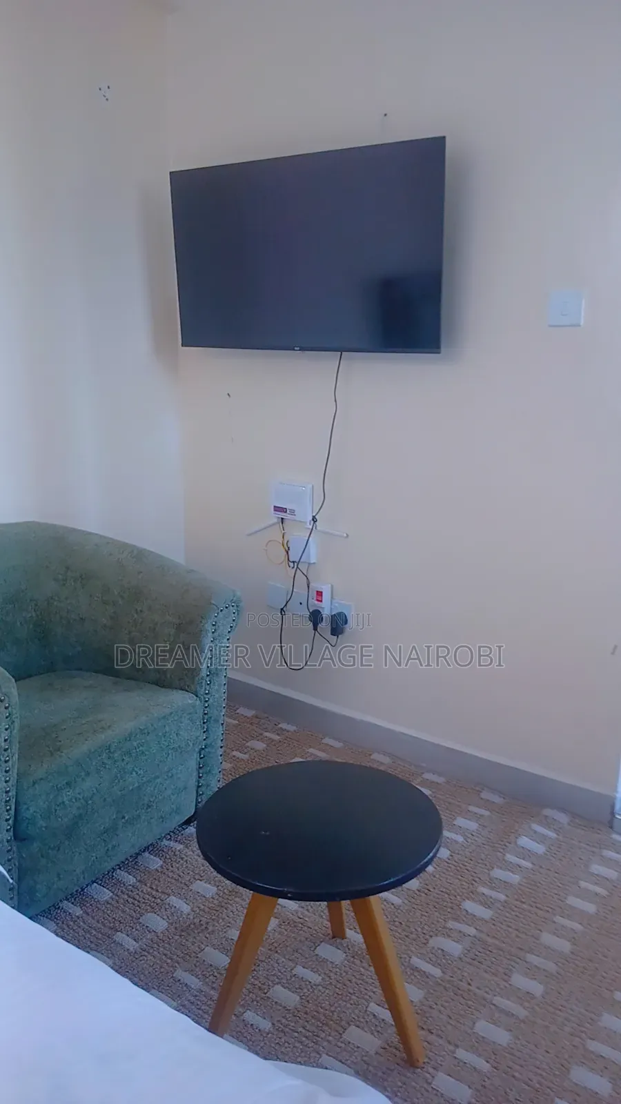 Cosy Studio in Kikuyu (With Ample Parking and a Lift)