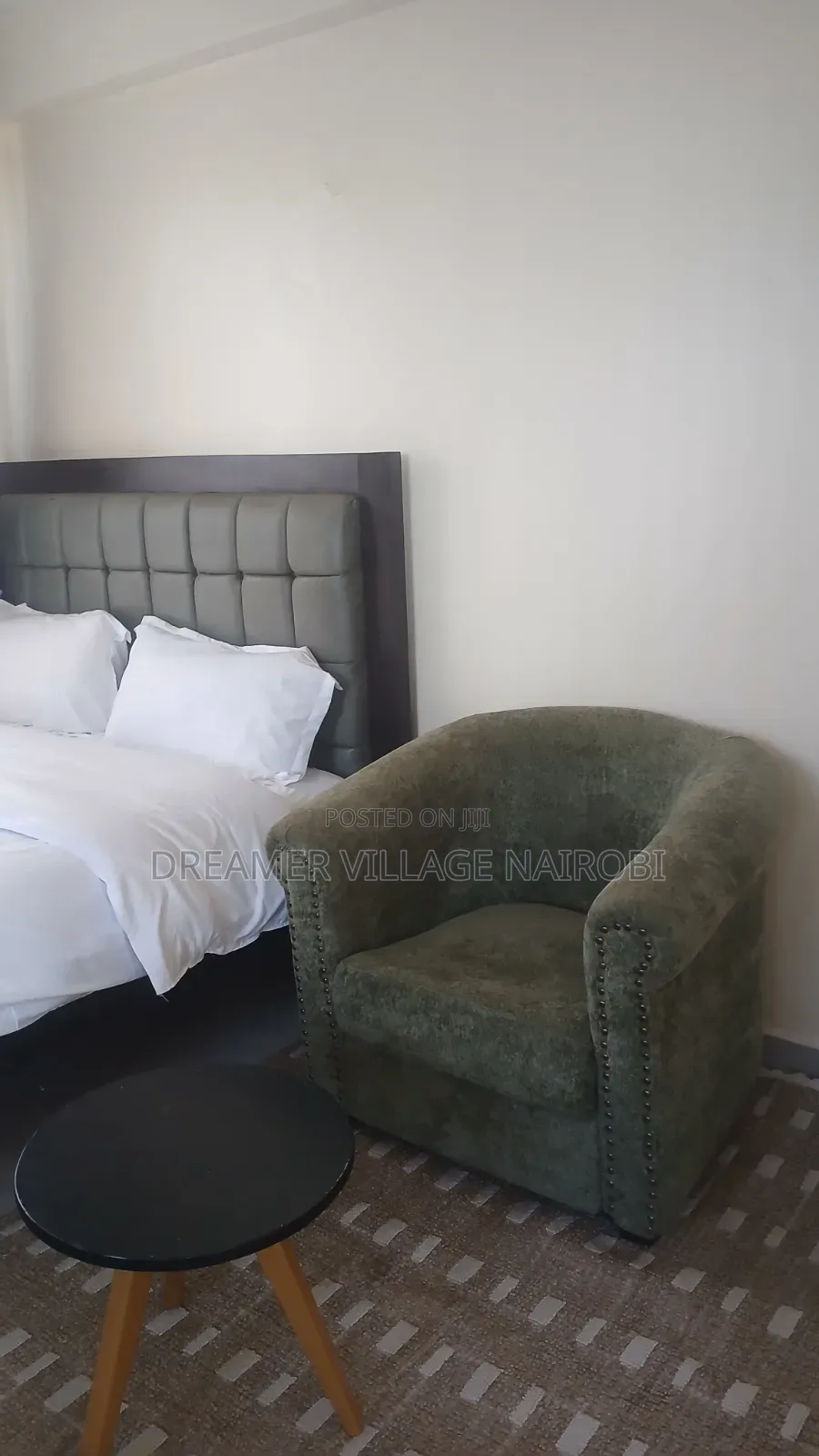 Cosy Studio in Kikuyu (With Ample Parking and a Lift)